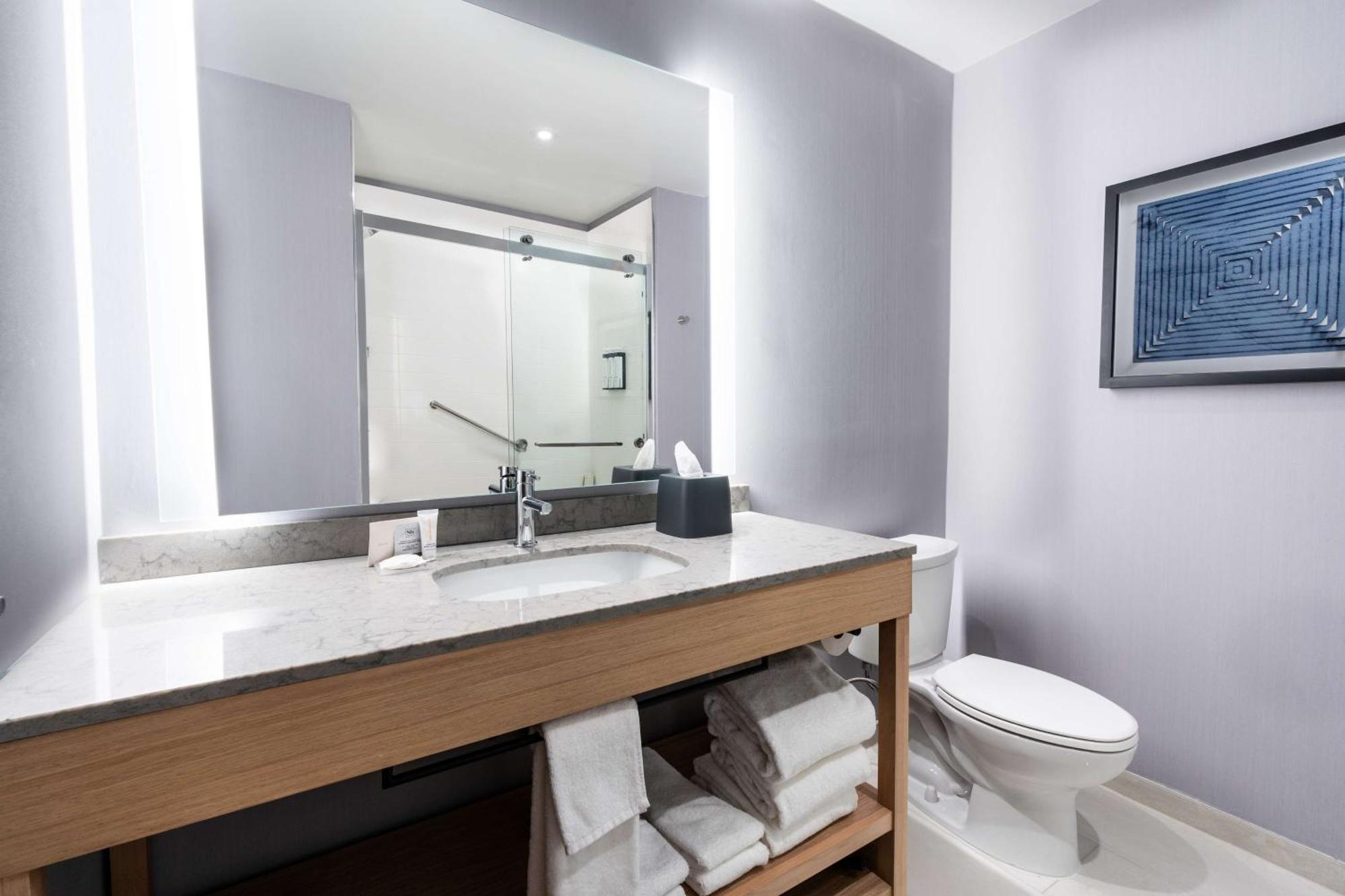Hyatt Place อีเกิสพาส ภายนอก รูปภาพ