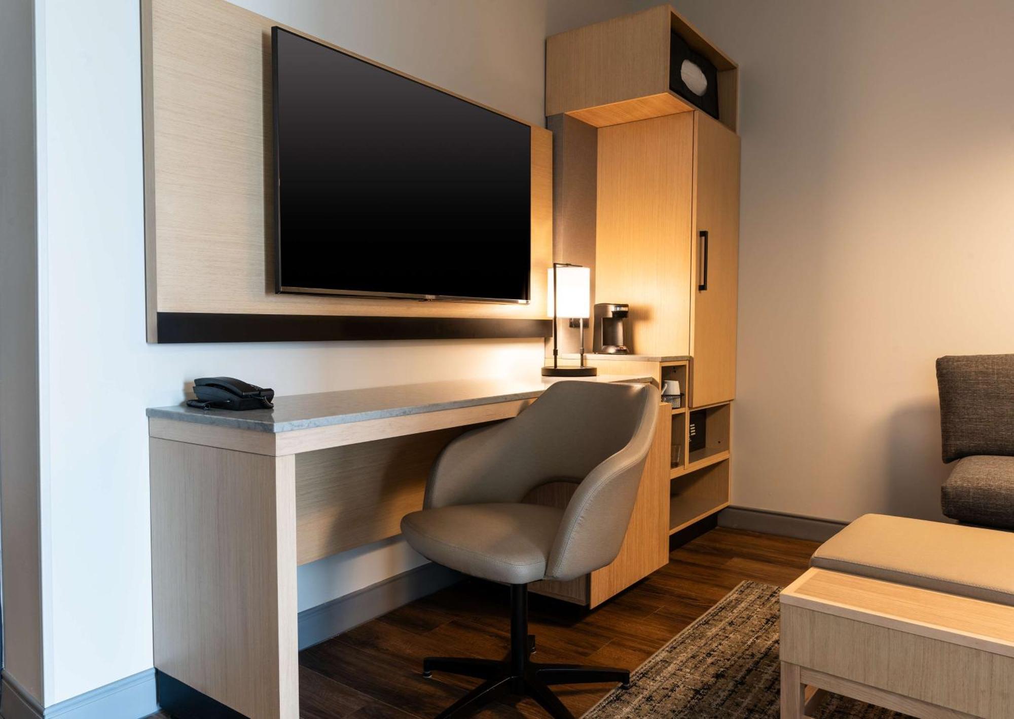 Hyatt Place อีเกิสพาส ภายนอก รูปภาพ